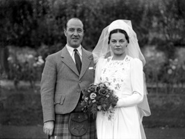 Hamish Paterson (1904-1982), Chartered Architect based at 17 Queensgate, Inverness, married Florence Margaret Ross (1909-1987) in 1940. (see also 24194a and 24194b). Hamish had a twin brother called Hector Paterson (see image ref: 37284). Hamish was the son of famous photographer Andrew Paterson (1877-1948). 