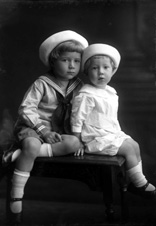 Mrs William MacLennan, Virginia, USA. William MacLennan (1918-1981) and his brother George  (1920-2001), during a visit to Inverness in the 1920s. They were nephews of the famous photographer Andrew Paterson (1877-1948).  