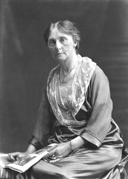 Mrs Paterson, Kent, England. November 1923.