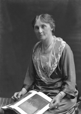 Mrs Paterson, Kent, England. November 1923.