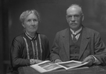 John Rose Frew (1855-1927). Master watchmaker and Provost of Dingwall (1909-1912) with Mrs Frew, nee Marjory Duff Wilkie (1850-1935). Their fifth of seven daughters, Jessie Dallas Frew (1885-1963), married writer Neil M. Gunn. (See 45732b).