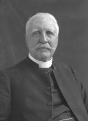 Reverend MacDonald D.D., died in Edinburgh aged 72 and his death announced in the People's Journal of 3rd December 1932.