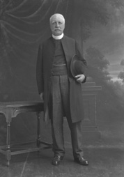 Reverend MacDonald D.D., died in Edinburgh aged 72 and his death announced in the People's Journal of 3rd December 1932.
