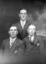 Male portrait trio, possibly brothers. #