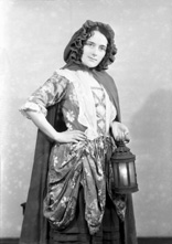 Miss Eve Macguire as Mattie in the 1932 production of 'Rob Roy.'