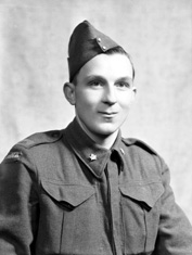 Pte L. Rindeau, C.F.C., Seaforth Highlanders. (HMFG) 