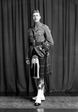 Lt F.D. Carson, Seaforth Highlanders, Barrow-in-Furness. 