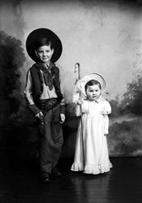 Gilbert and Carolyn Paterson, children of Hamish and Florence Paterson. They were the grandchildren of the famous photographer Andrew Paterson (1877-1948).