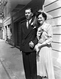 Inverness Wedding. Couple outside Cummings Hotel, (now The Kings Highway) in Church Street. #