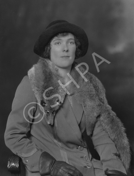 Miss Grant, St.Anthony, 4 Broadstone Park, Inverness 1923. 
