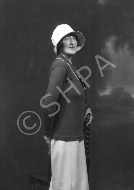 Mrs Reid, Seacraif, Nairn November 1927.    