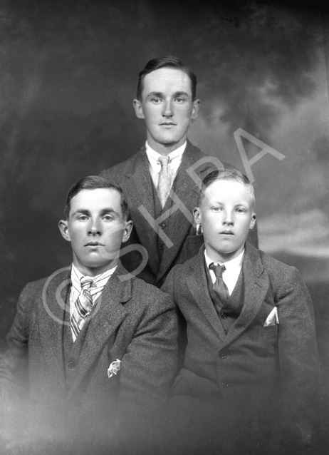 Male portrait trio, possibly brothers. #