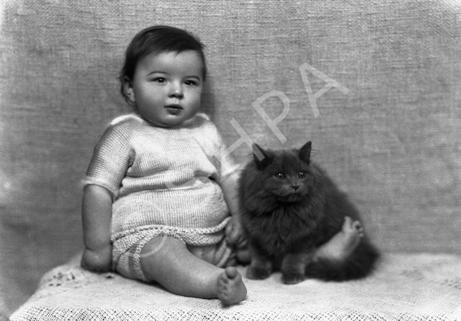 Baby with cat.#