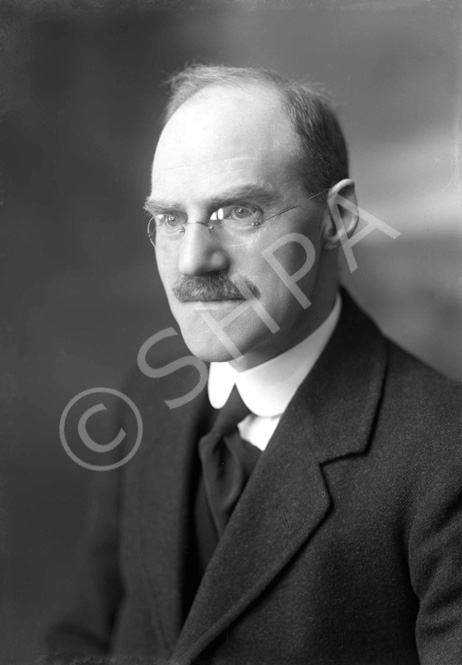 Senior male portrait c.1922. #