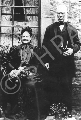 Catherine Bell b 1839 in Fowlis Wester, Perthshire and Matthew Rodger b 1831 in New Dailly, Ayr. Submitted by Catherine Cowing. 